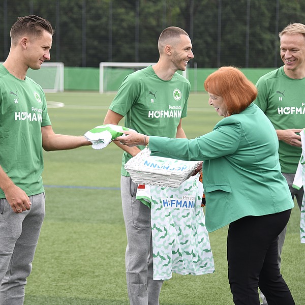 1. Liga - neues Trikot3